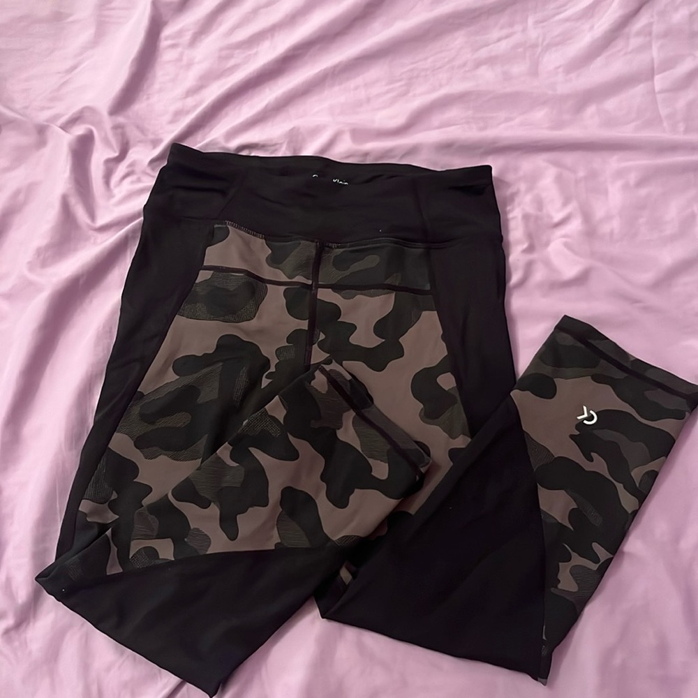 Calvin Klein performance camo legging